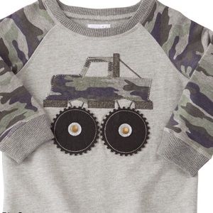 New Mud Pie Camo Sweatshirt